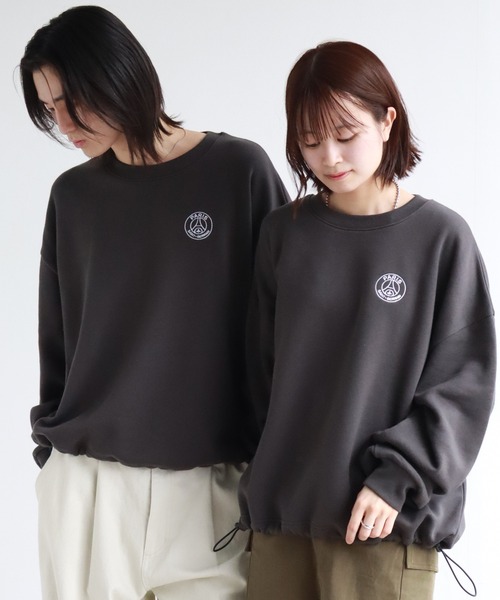 PARIS SAINT-GERMAIN（パリサンジェルマン）の「【Paris Saint-Germain/パリサンジェルマン】裏起毛 裾ドロスト エンブレムロゴ スウェットトレーナー（スウェット・メンズ・グレー/スミクロ/ブラック・L/M/XL）」の8枚目の写真