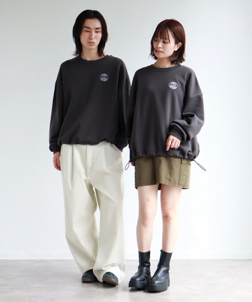 PARIS SAINT-GERMAIN（パリサンジェルマン）の「【Paris Saint-Germain/パリサンジェルマン】裏起毛 裾ドロスト エンブレムロゴ スウェットトレーナー（スウェット・メンズ・グレー/スミクロ/ブラック・L/M/XL）」の9枚目の写真