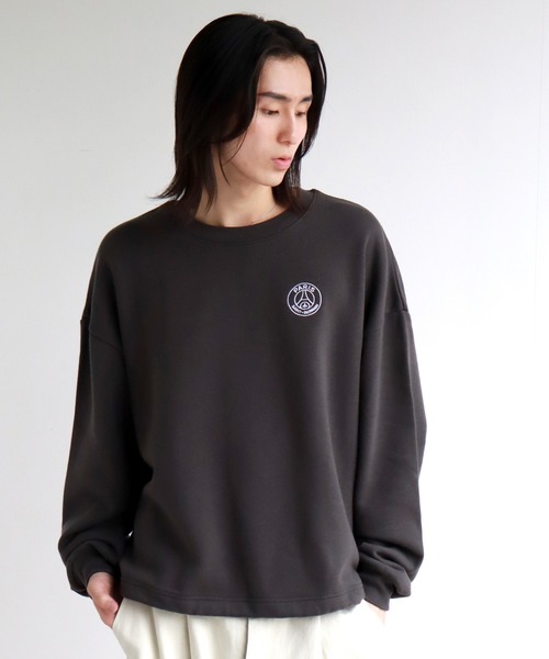 PARIS SAINT-GERMAIN（パリサンジェルマン）の「【Paris Saint-Germain/パリサンジェルマン】裏起毛 裾ドロスト エンブレムロゴ スウェットトレーナー（スウェット・メンズ・グレー/スミクロ/ブラック・L/M/XL）」の13枚目の写真