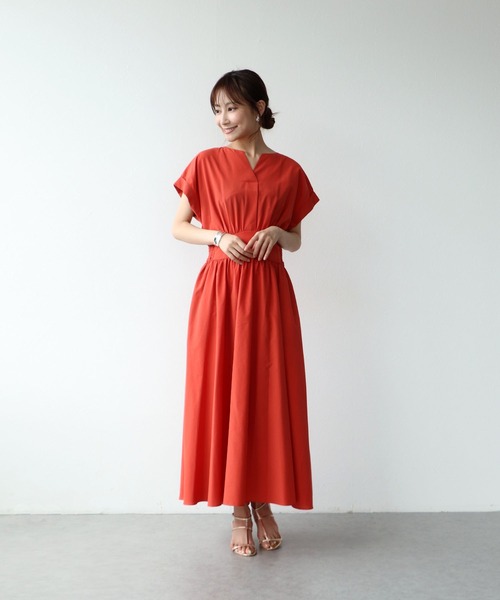 Jines(ジネス)の「ライトタンブラー ウエストシャーリングワンピース(ワンピース・レディース・グレー/ブラウン/レッド・38)」の11枚目の写真