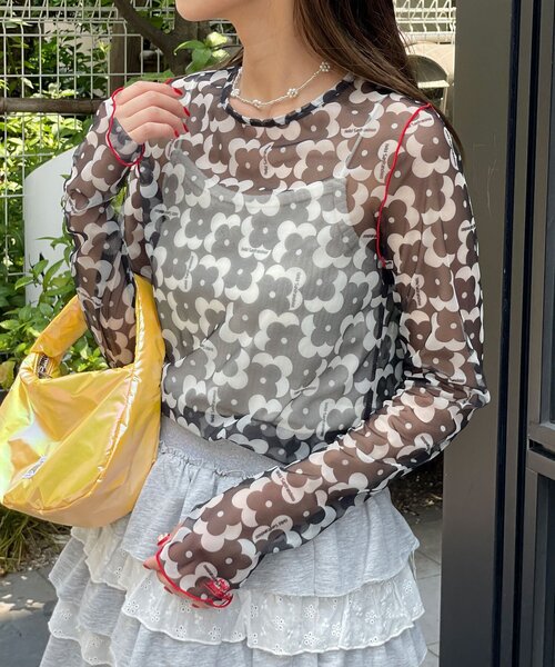 HELLO.SANFRANCISCO（ハローサンフランシスコ）の「【HELLO.SANFRANCISCO/ハローサンフランシスコ】ブロックフラワーシアートップス（Tシャツ/カットソー・レディース・レッド/ブラック/オレンジ系その他/ブラック系その他/オレンジ/グリーン/サックスブルー・ONE SIZE）」の19枚目の写真