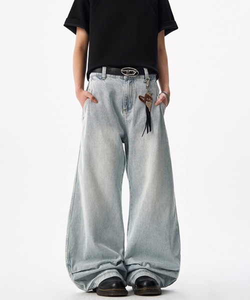 Ressaca(レサーカ)の「ウォッシュ加工ワイドデニムパンツ(デニムパンツ・メンズ・ブルー/ブラウン・XL/L/M)」の2枚目の写真