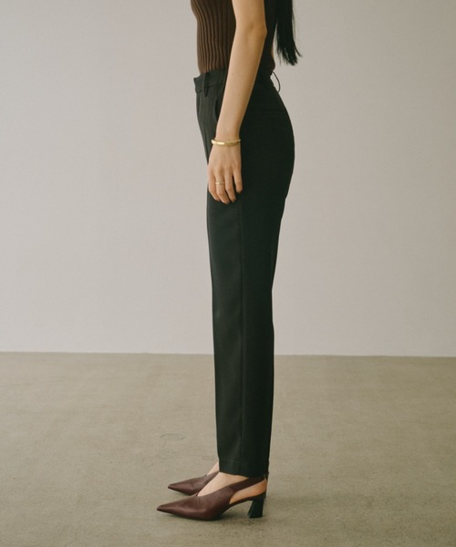 【新品/未着用】anuans カラーテーパードパンツ　パンツ　テーパードパンツ ハードツイルテーパードパンツ（その他パンツ）｜anuans（ア