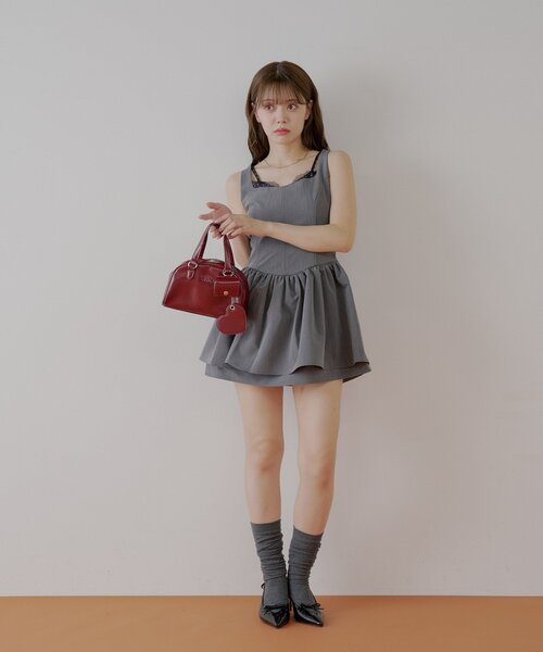 Chico(チコ)の「【REVIVAL/WEB限定】チャーム付ミニボストンバッグ(ボストンバッグ・レディース・ブラック/レッド/アイボリー/ブラウン系その他3・FREE)」の9枚目の写真