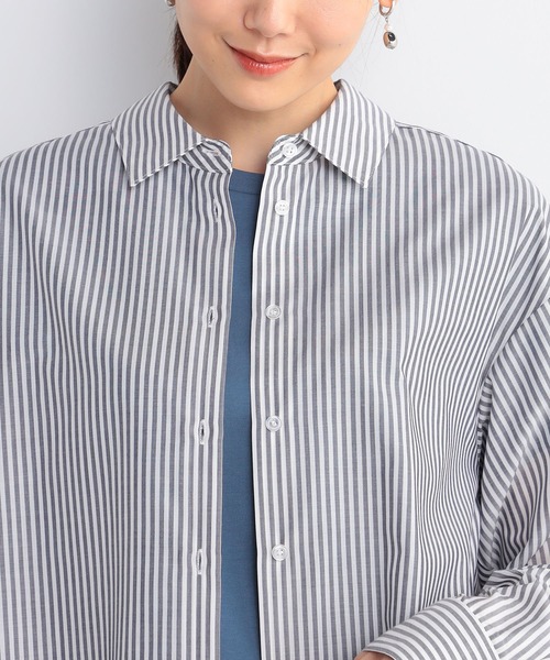 GALLORIA（ギャローリア）の「ゆるストライプシャツ（シャツ/ブラウス・レディース・ブラウン/ネイビー・LL/L/M/S）」の9枚目の写真