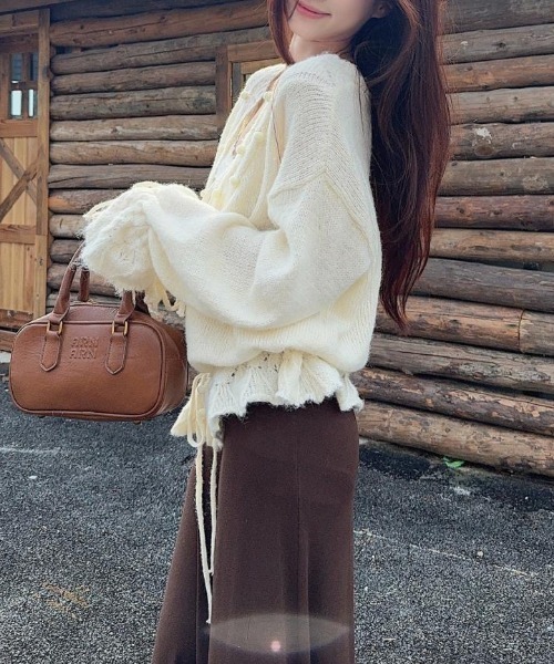 gossip!ロサンゼルス(ゴシップロサンゼルス)の「ドロストアクセント かぎ編みエアリーゆったりカジュアルニットカーディガン(ニット/セーター・レディース・グレー/オフホワイト・M)」の22枚目の写真