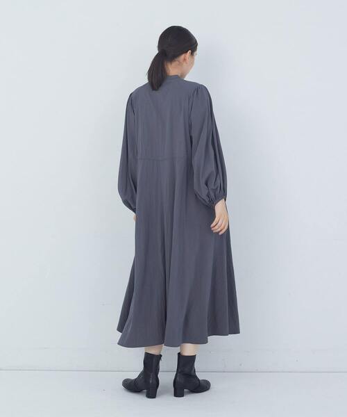 ADIEU TRISTESSE（アデュートリステス）の「レーヨンナイロンワンピース（ワンピース・レディース・チャコールグレー/パープル・38）」の12枚目の写真