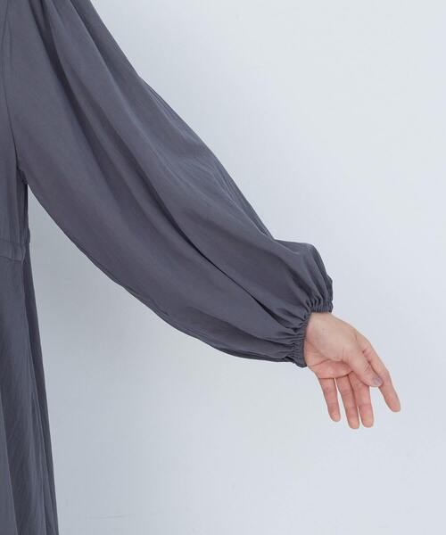 ADIEU TRISTESSE（アデュートリステス）の「レーヨンナイロンワンピース（ワンピース・レディース・チャコールグレー/パープル・38）」の20枚目の写真