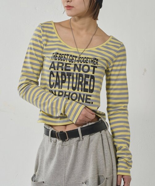 WHO'S WHO gallery（フーズフーギャラリー）の「【WEB限定】メッセージトップス（Tシャツ/カットソー・レディース・ブラック/ダークブラウン/ホワイト/ブルー系その他/ネイビー/グレー/チャコールグレー/ブラック系その他/ホワイト系その他/ミント/ブラック系その他2/イエロー系その他/グレー系その他/グレー系その他2・FREE）」の14枚目の写真