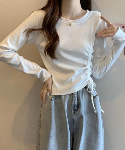 Ritzy（リッツィー）の「サイドシャーリング ショルダーカット トップス（Tシャツ/カットソー・レディース・グレー/ブラック/ホワイト・FREE）」の2枚目の写真