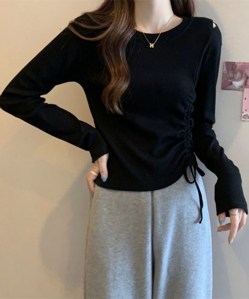 Ritzy（リッツィー）の「サイドシャーリング ショルダーカット トップス（Tシャツ/カットソー・レディース・グレー/ブラック/ホワイト・FREE）」の5枚目の写真