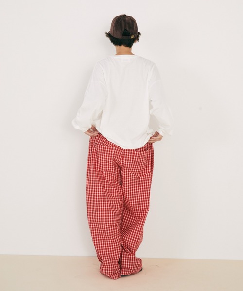 MERLOT（メルロー）の「レタリング刺繍ロンT（Tシャツ/カットソー・レディース・ホワイト/ライトグレー・FREE）」の8枚目の写真