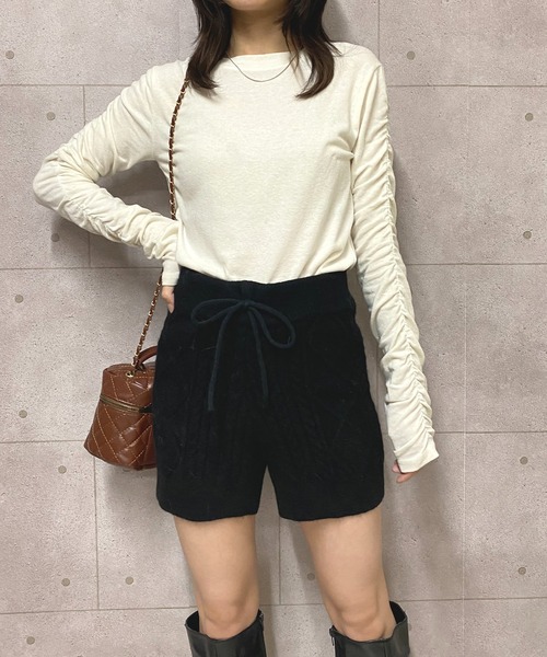 NANEA(ナネア)の「ケーブル編みニットショートパンツ(その他パンツ・レディース・ホワイト/グレー/ブラック・フリー)」の18枚目の写真