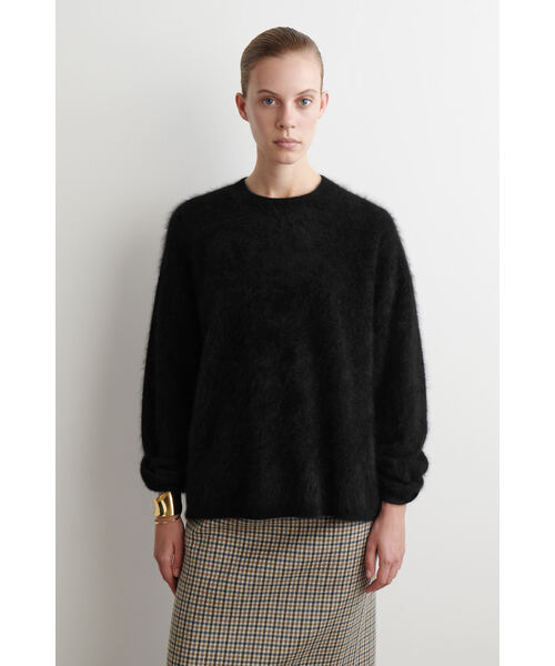 ブラッシュドカシミヤ クルーネックジャンパー（ニット/セーター