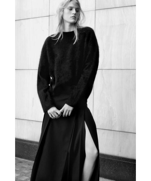 ブラッシュドカシミヤ クルーネックジャンパー（ニット/セーター