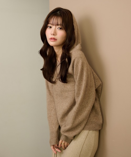 LAULEN（ローレン）の「wool cashmere hoodie knit pullover /ウールカシミヤフード付きニットプルオーバー（Tシャツ/カットソー・レディース・チャコールグレー/ベージュ・FREE）」の22枚目の写真