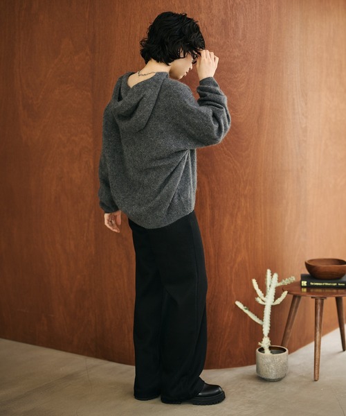 LAULEN（ローレン）の「wool cashmere hoodie knit pullover /ウールカシミヤフード付きニットプルオーバー（Tシャツ/カットソー・レディース・チャコールグレー/ベージュ・FREE）」の15枚目の写真