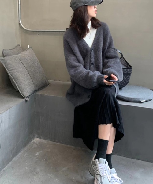 SpRay(スプレイ)の「シャギーロングカーディガン(カーディガン/ボレロ・レディース・ボルドー/オリーブ/ブラック/アイボリー/ブルー/チャコールグレー・FREE)」の11枚目の写真