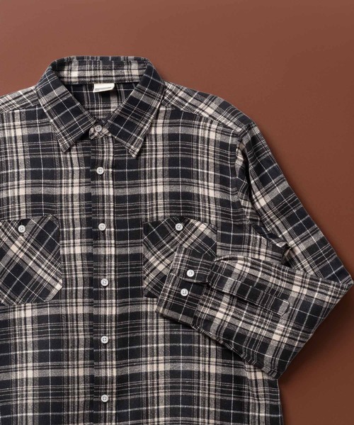 BAYBLO(ベイブロ)の「(SA) ビエラ 長袖 チェック シャツ(シャツ/ブラウス・メンズ・グリーン系その他/グリーン系その他2/ブルー系その他/ブラウン系その他3/レッド系その他/ブラウン系その他/ブラック系その他2/ブルー系その他2/グレー系その他/ブルー系その他3/ブラウン系その他4/ブルー系その他4/ブラック系その他/ブラウン系その他2/オレンジ系その他/ブラック系その他3・M/L/LL)」の2枚目の写真