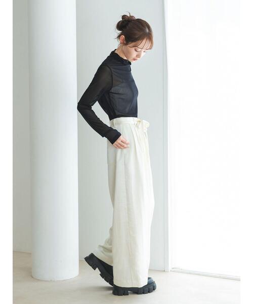so4u(ソーフォーユー)の「サテンタックワイドパンツ(その他パンツ・レディース・キナリ/ベージュ・S/M)」の12枚目の写真