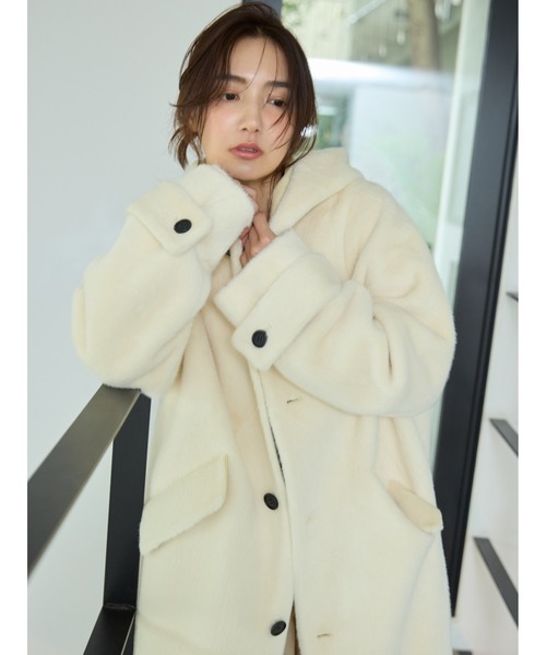 MIESROHE（ミースロエ）の「フェイクファーロングフードコート（その他