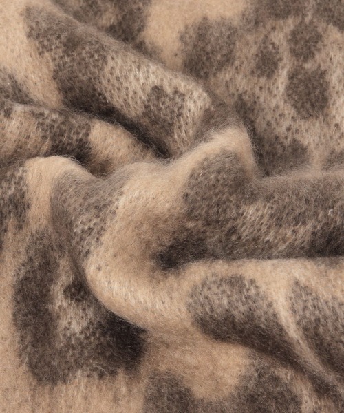 BAYFLOW（ベイフロー）の「レオパードボリュームマフラー（マフラー・レディース・ベージュ・FREE）」の6枚目の写真