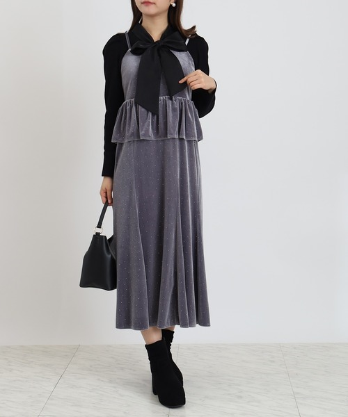 ASTORIA ODIER（アストリアオディール）の「ラインスト―ンベロアキャミワンピース（ワンピース・レディース・ライトグレー/モカ/ブラック・MEDIUM）」の13枚目の写真