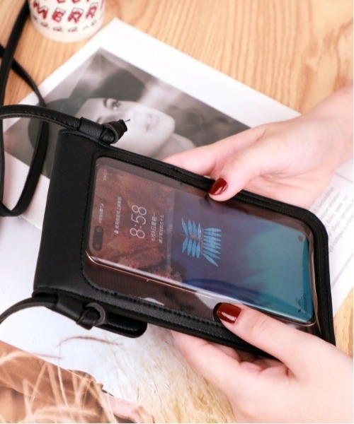 BACKYARD FAMILY（バックヤードファミリー）の「スマホポーチ 入れたまま操作 pmysj301a（ショルダーバッグ・レディース・ブラック/ミント/ワインレッド/ピンク/ライトグレー/グリーン/ダークグレー/ピンク系その他・FREE）」の14枚目の写真