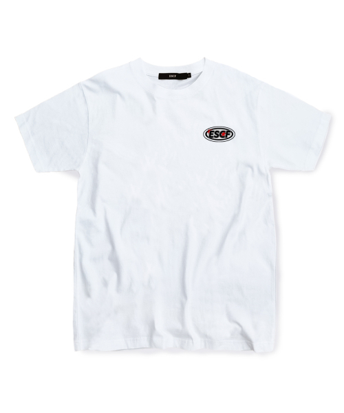 ESCAPEFROM(エスケープフロム)の「ブラックサークルロゴTシャツホワイト(Tシャツ/カットソー・レディース・その他・MEDIUM/LARGE/SMALL)」の1枚目の写真