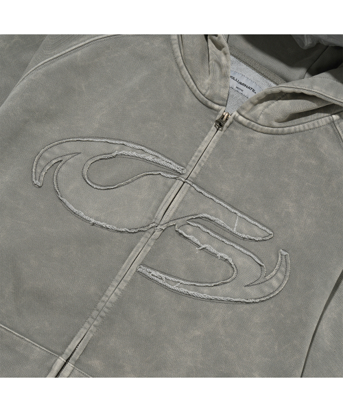 F.ILLUMINATE(フィルミネイト)の「シンボルストーンピグメントフードジップアップ-グレー(パーカー・レディース・その他・SMALL/MEDIUM/LARGE)」の8枚目の写真