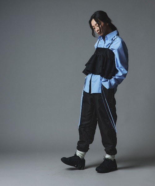 W:Huku（フーク）の「【W:Huku / ナイロンオックス】キルティング フリル パンツ / Nylon Oxford Quilted Frill Pants（その他パンツ・レディース・ブラック/ライトベージュ/カーキ・FREE）」の13枚目の写真