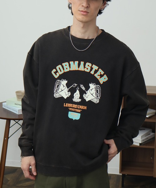 COBMASTER(コブマスター)の「【COBMASTER/コブマスター】裏毛 パウダー加工 焚火クマ カレッジデザイン クルーネック スウェット(スウェット・メンズ・ブラック/オートミール/グリーン・M(38)/L(40)/XL(42))」の11枚目の写真