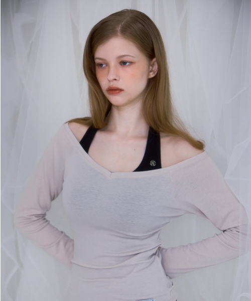 ROSEFRANTZ（ロゼフランツ）の「Soft Curve V-neck Long Sleeve [Beige]（Tシャツ/カットソー・レディース・Beige・OS）」の11枚目の写真