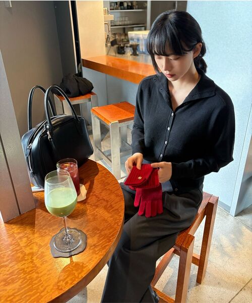 SIYAZU（シヤジュ）の「SIPT7180 ヘビーツイルクリーンワイドスラックス_メランジェグレー（スラックス・レディース・ライトグレー・LARGE/SMALL/MEDIUM）」の2枚目の写真