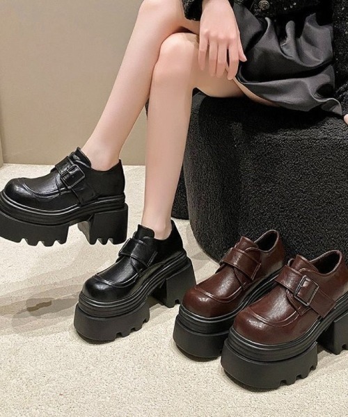 Ritzy（リッツィー）の「軽量厚底 メタルバックル ローファー（ローファー・レディース・ブラック・23.5/24.5/24/23）」の3枚目の写真