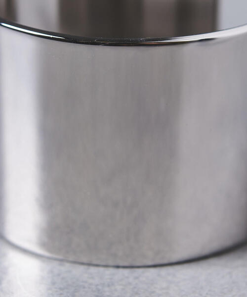 UNITED ARROWS（ユナイテッドアローズ）の「UBMF PLAIN 40 バングル◆（ブレスレット・レディース・ゴールド/シルバー・フリー）」の3枚目の写真