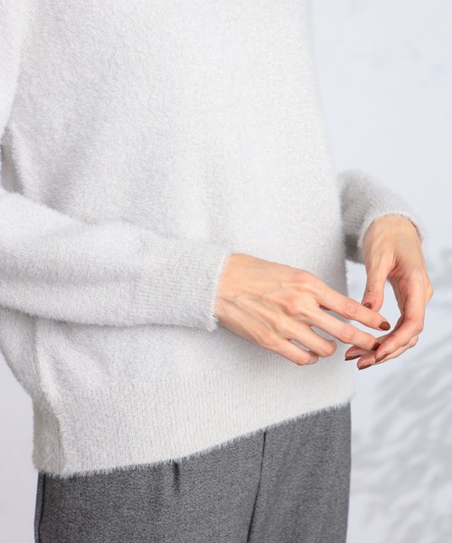 GALLORIA（ギャローリア）の「ラメフェザーＶネックニット（ニット/セーター・レディース・ネイビー/イエロー/ライトグレー・S/M/LL/L）」の11枚目の写真