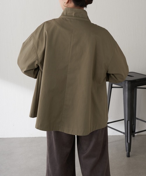 COLLAGE GALLARDAGALANTE（コラージュガリャルダガランテ）の「スタンドジップブルゾン（ブルゾン・レディース・ホワイト/カーキ・FREE）」の15枚目の写真