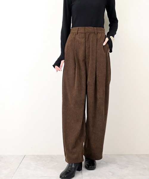 STYLEBLOCK（スタイルブロック）の「コーデュロイサイドタックコクーンパンツ（その他パンツ・レディース・ベージュ/ブラウン/ピンク・M）」の2枚目の写真