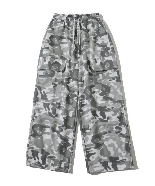 Camo big pocket wide pants ivory