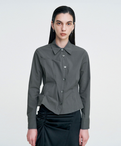 KIMZISU(キムジス)の「DOZI - Pinched Unbalance shirt _ GREY(ビジネスシャツ・レディース・その他・MEDIUM)」の1枚目の写真