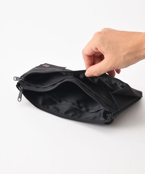 STLAKT マルチセキュリティショルダーバッグ（ショルダーバッグ