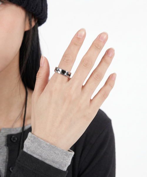 NONENON(ノンノン)の「DOODLE RNG(6mm) SILVER925(リング・レディース・その他・SMALL/MEDIUM/LARGE)」の5枚目の写真