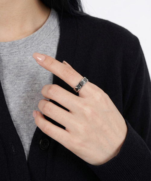 NONENON(ノンノン)の「DOODLE RNG(6mm) SILVER925(リング・レディース・その他・SMALL/MEDIUM/LARGE)」の7枚目の写真