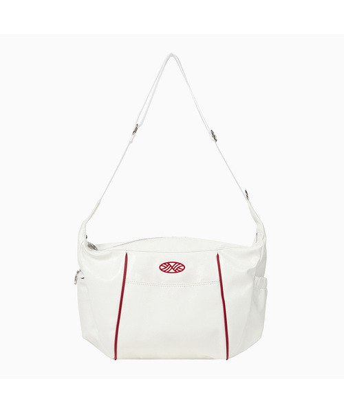 MENASOO(ミナス)の「MNS Track line Cross Bag_White Leather(メッセンジャーバッグ・レディース・ホワイト・F)」の1枚目の写真