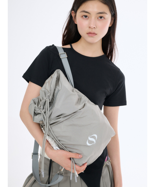 Salad bowls（サラダボール）の「502 LIP LIGHT STRING BACKPACK [GRAY]（バックパック/リュック・レディース・ライトグレー・FREE）」の11枚目の写真