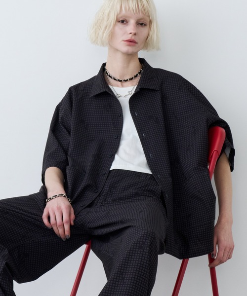 AIVER（アイバー）の「AIVER　ドットメッシュナイトカモS/Sシャツ（シャツ/ブラウス・メンズ・ブラック/オフホワイト・LARGE/MEDIUM/SMALL）」の9枚目の写真