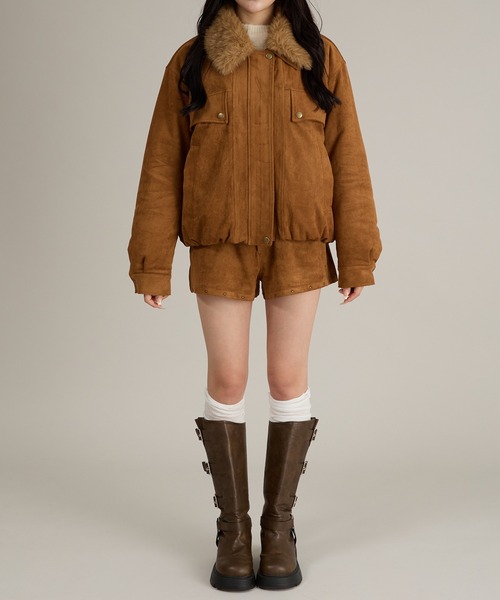 apres jour mignon(アプレジュールミニョン)の「【セット着用可能】スタッズ&フェイクファー付きブルゾン(テーラードジャケット・レディース・ベージュ/ブラウン系その他・LARGE/フリー)」の5枚目の写真