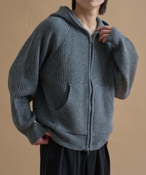 epnok（エプノック）の「メランジルーズニットジップフーディ（パーカー・メンズ・グレー/チャコールグレー/ダークブラウン/テラコッタ・SMALL/MEDIUM/LARGE）」の20枚目の写真