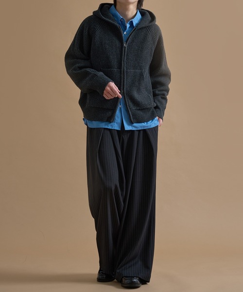 epnok（エプノック）の「メランジルーズニットジップフーディ（パーカー・メンズ・グレー/チャコールグレー/ダークブラウン/テラコッタ・SMALL/MEDIUM/LARGE）」の9枚目の写真